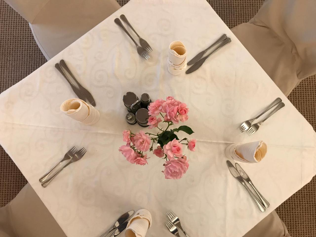 Hotel Otdih Kavarna Eksteriør billede